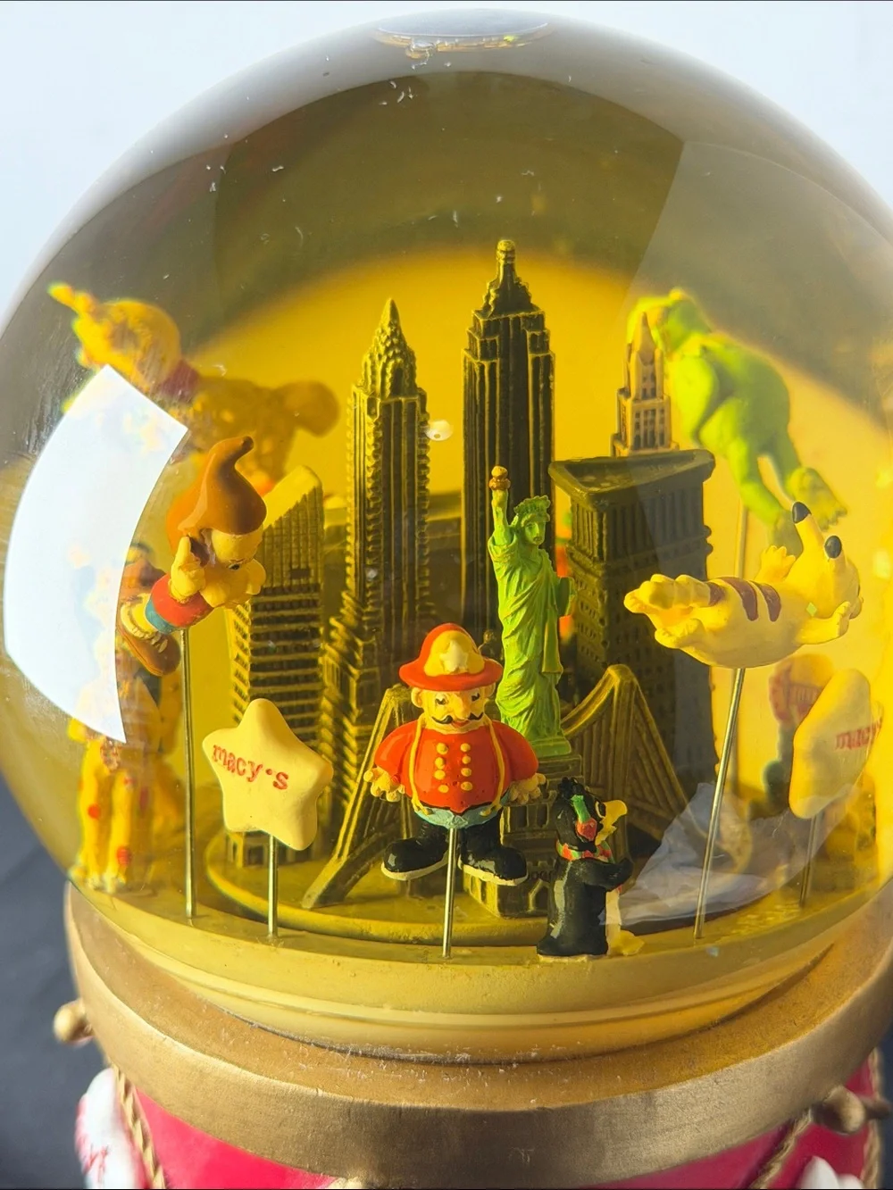 Macy's Thanksgiving Day Parade snow globe